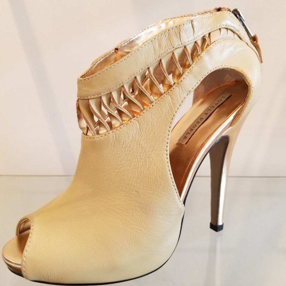 Creme platform bootie - Picture 2 of 2